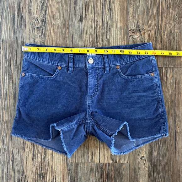 GAP Corduroy Shorts Women’s 4 Ocean Blue Frayed Hem Mid Rise Stretch 3.5” Inseam - Picture 6 of 12